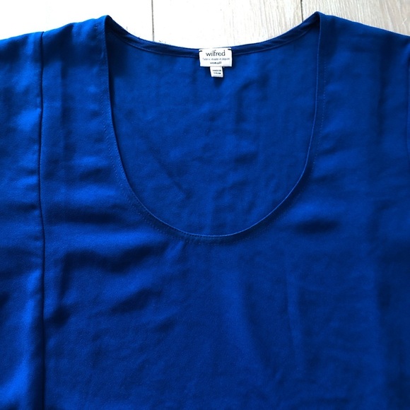 Aritzia Wilfred Crepe Blouse Fabric Made in Japan Size XS - Picture 4 of 10